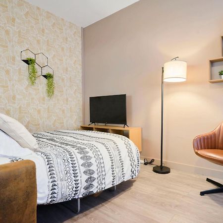 Locationstourcoing - Le 100 Apartment ภายนอก รูปภาพ