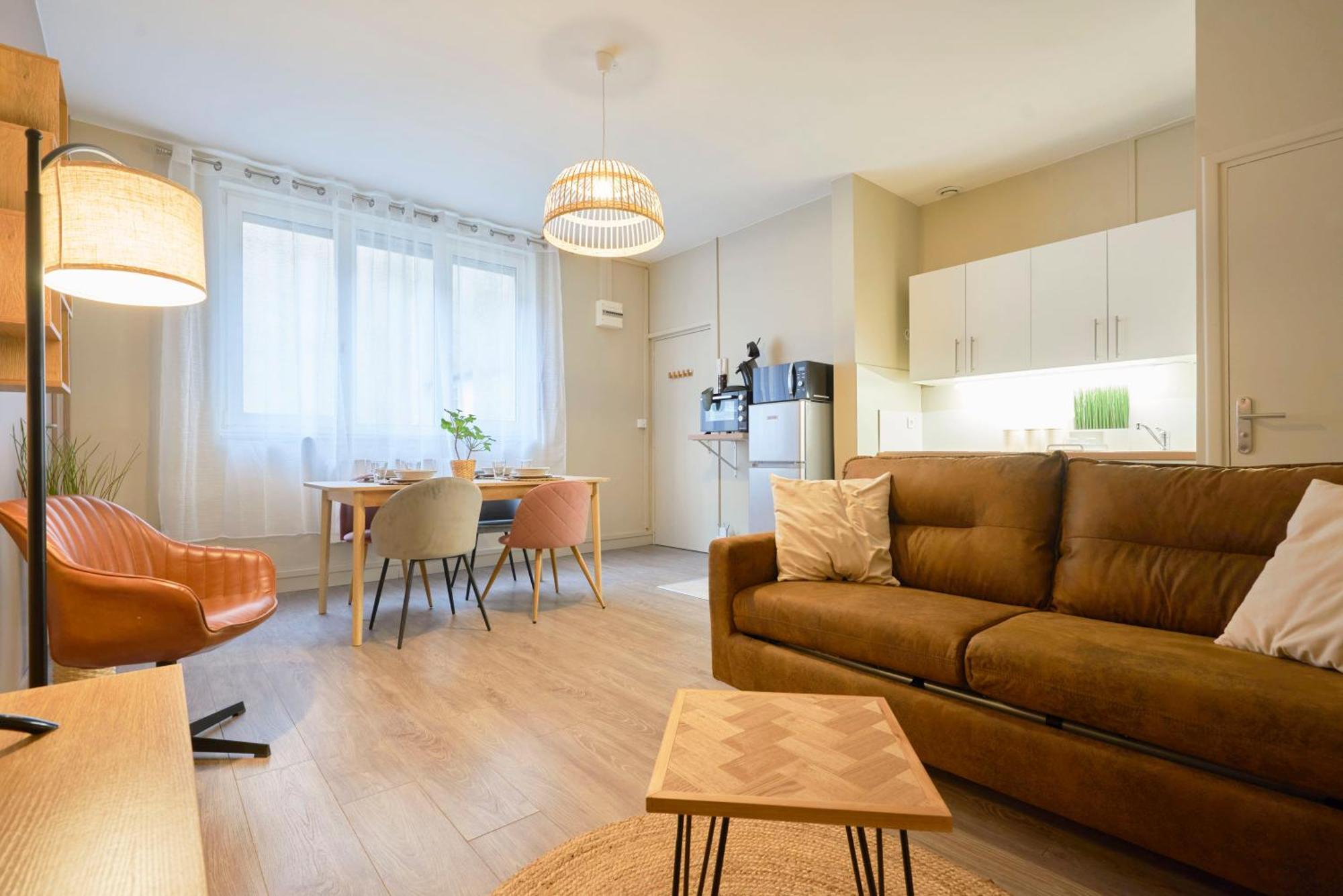 Locationstourcoing - Le 100 Apartment ภายนอก รูปภาพ
